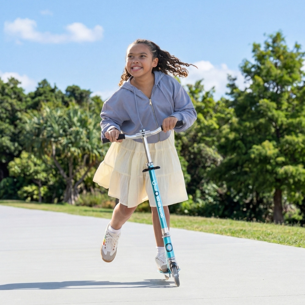 721 Light Up 2 Wheel Scooter 