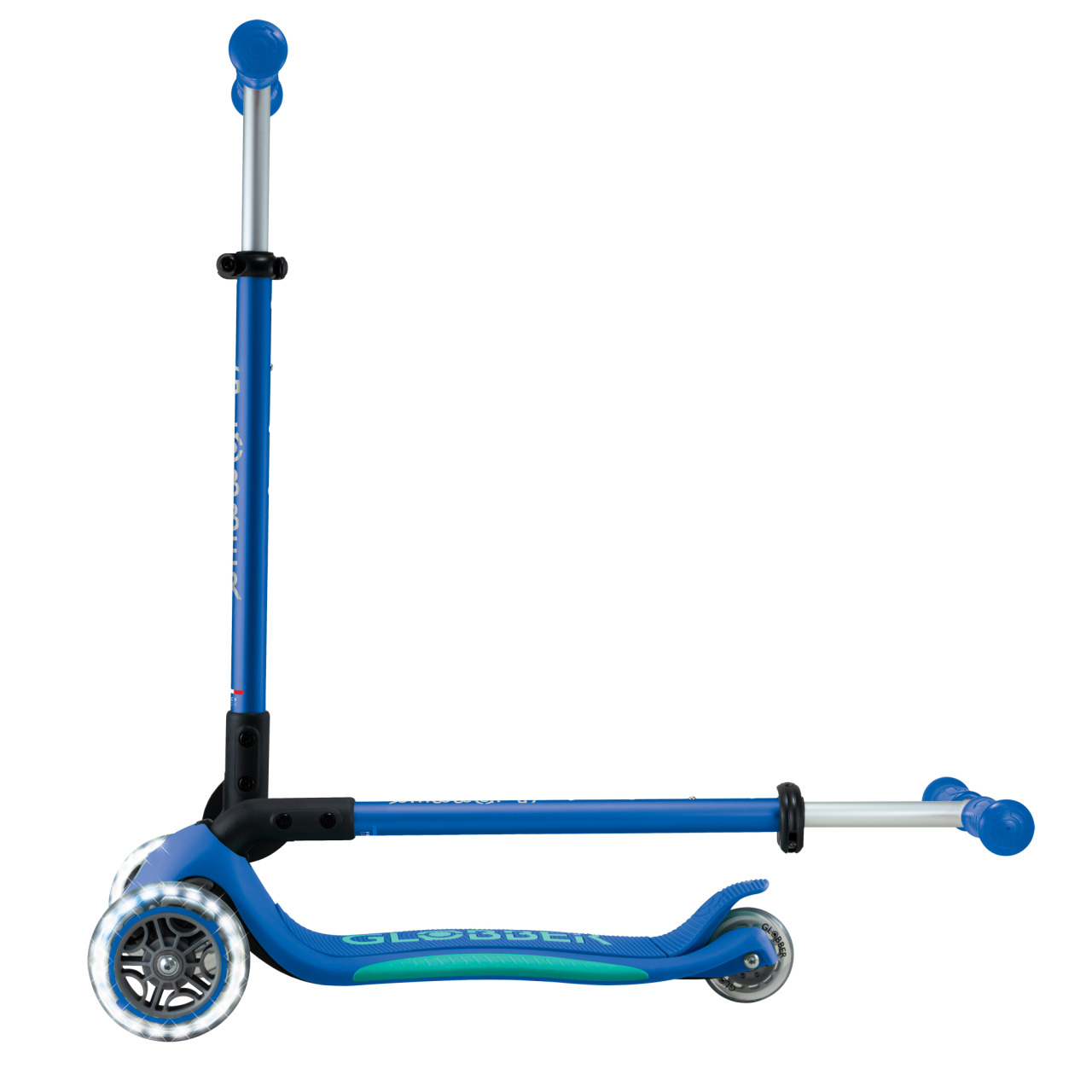 13 439 600 3 Light Up Folding Scooter