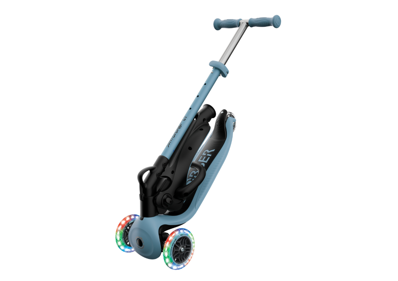 03 940 Foldable 3 Wheel Scooter