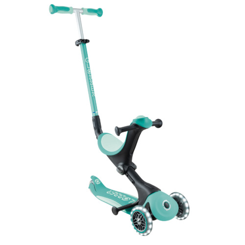 04 646 706 2 Sit And Ride Scooter