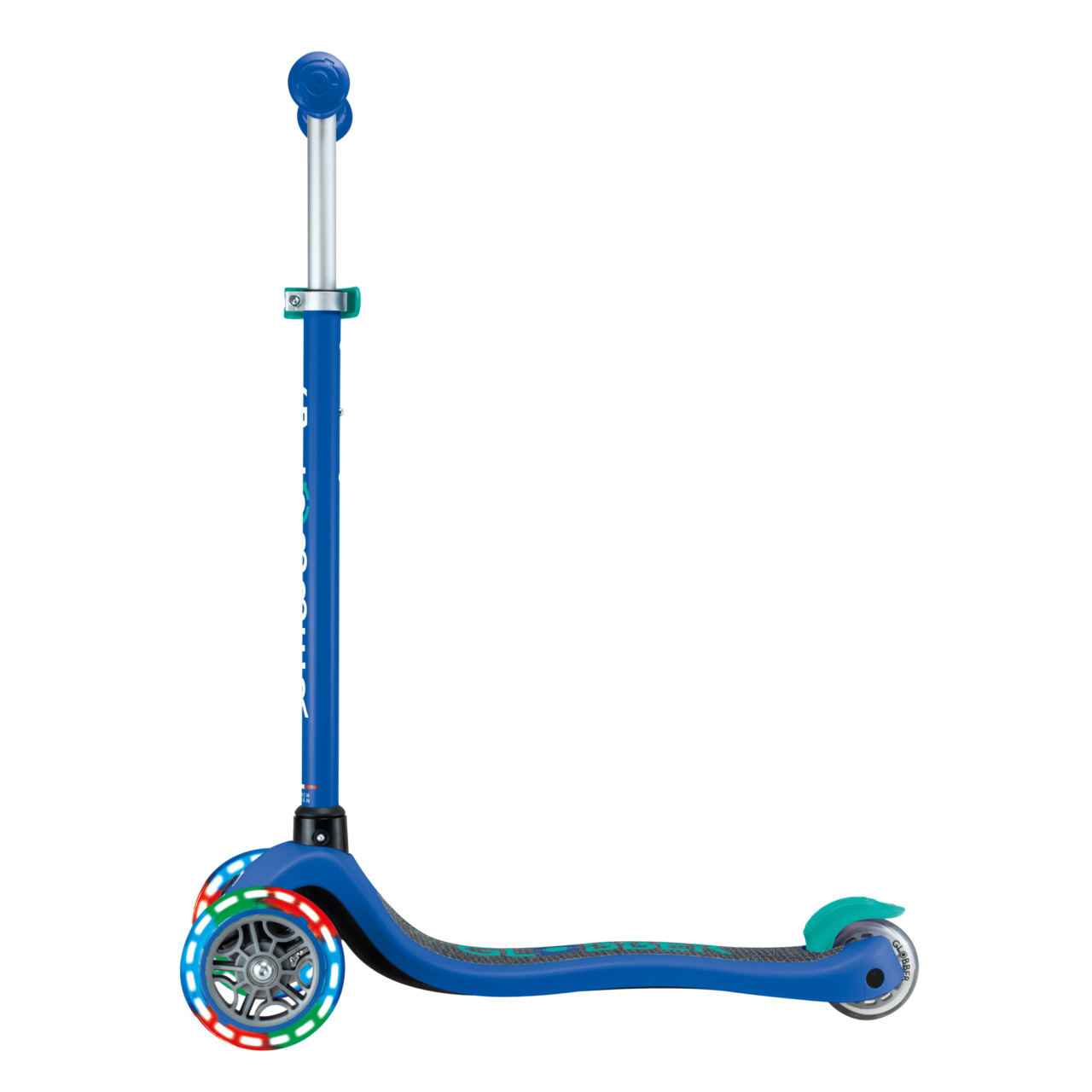 423 600 4 Childrens 3 Wheel Light Up Scooter