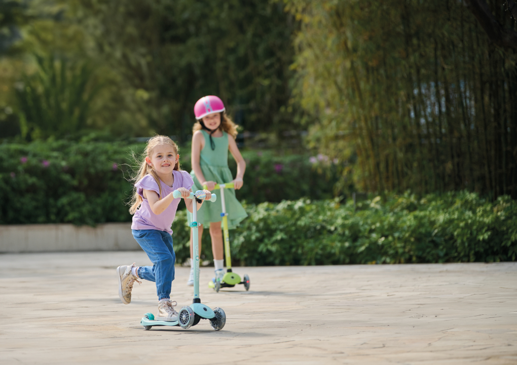 423 Xxx 4 Scooter With Led Lights