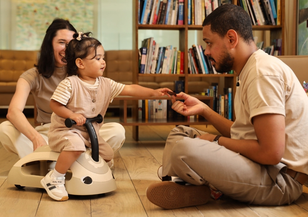 830 Toddler Ride On Walker