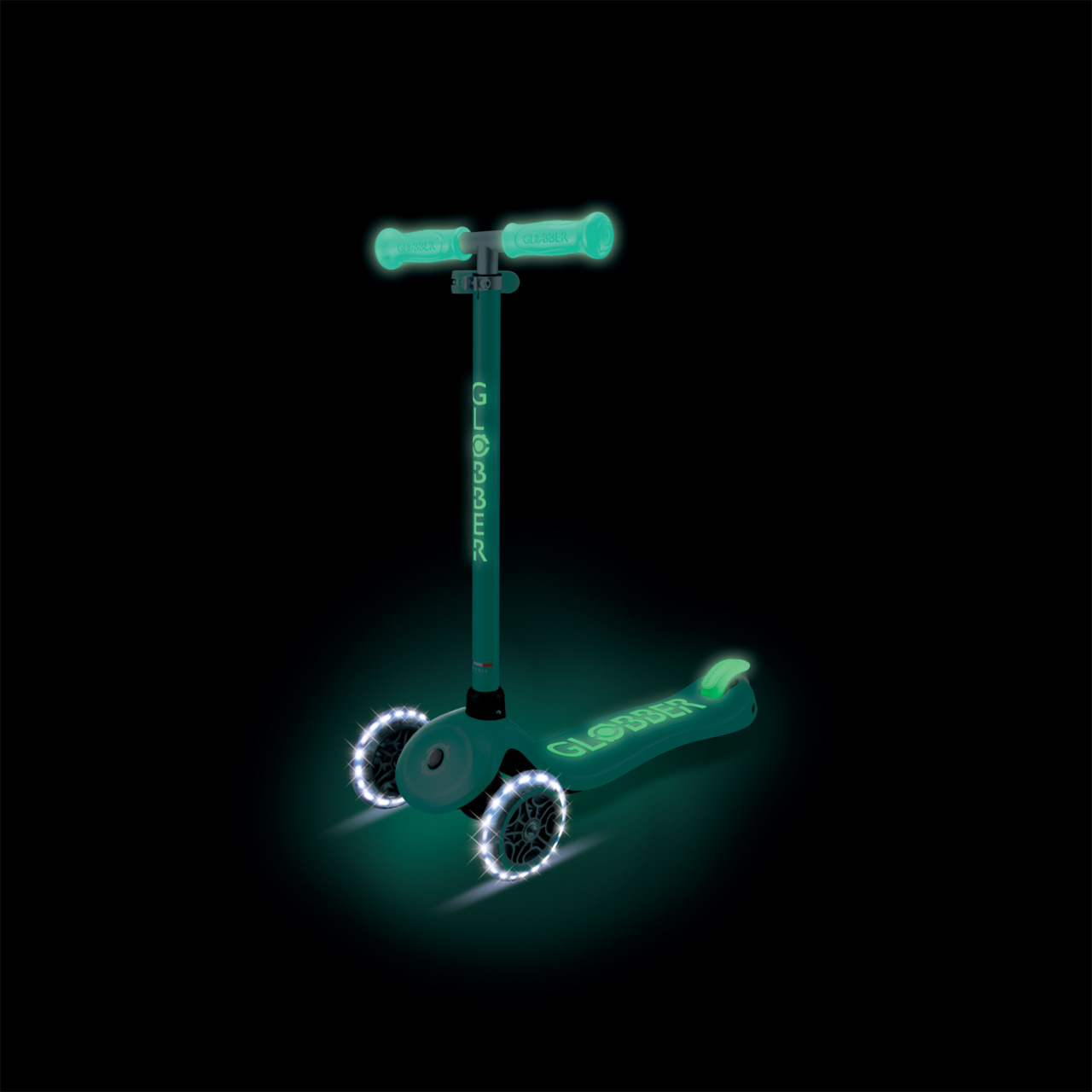 09 443 206 Adjustable Glowing Scooter