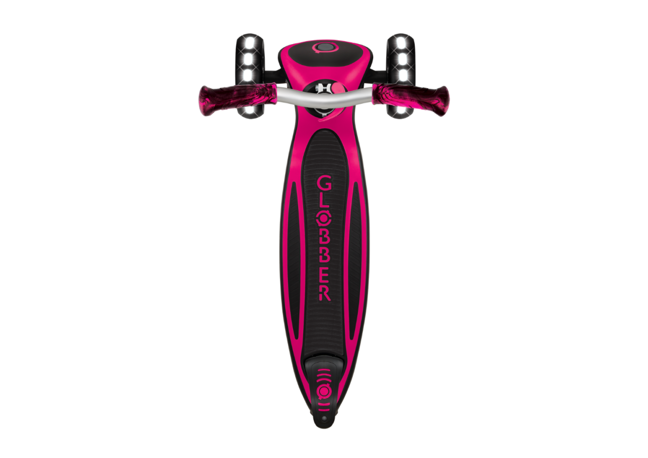 01 667 Xxx Big 3 Wheel With Flashing LED Wheels