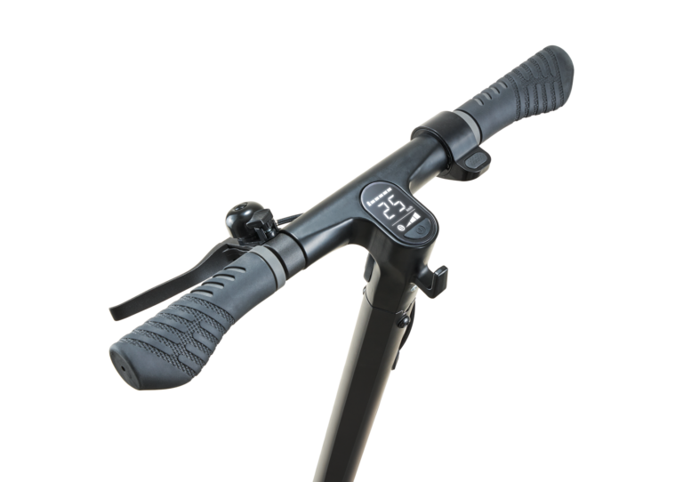 LCD Screen On E Scooter 768x542