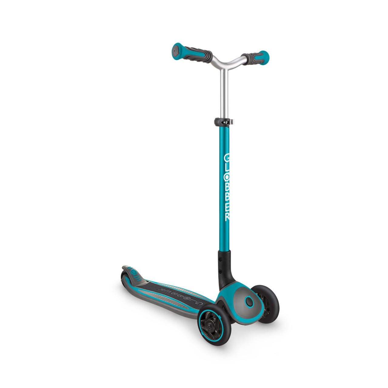 660 105 HERO Scooter 1 Rgb