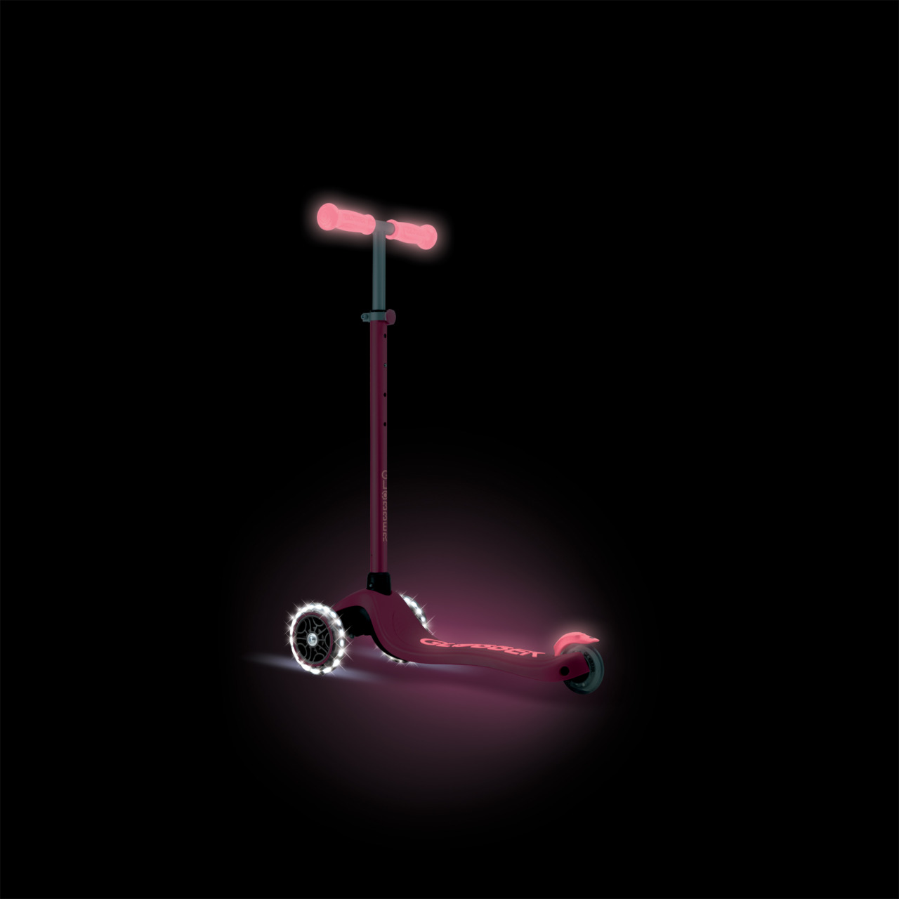 06 443 110 3 Wheel Scooter That Glows